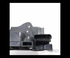 SERRATURA ANTERIORE DESTRA MERCEDES GLA Serie (H24