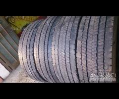 295 80 22.5 Pirelli usate