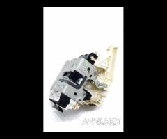 SERRATURA ANTERIORE DESTRA FIAT Freemont 1a Serie