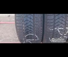 Coppia pneumatici usati 225 40 19 run Flat Pirelli