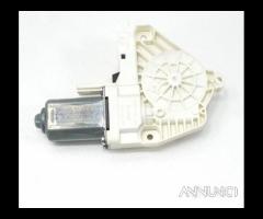 MOTORINO ALZAVETRO ANTERIORE DESTRA AUDI Q3 Serie