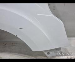 PARAFANGO ANTERIORE DESTRO FORD Transit Courier Se
