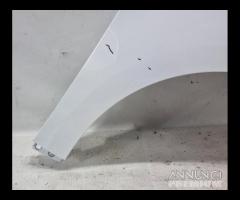 PARAFANGO ANTERIORE DESTRO FORD Transit Courier Se