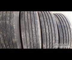 265 70 19.5 Michelin