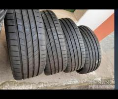255 40 20 pirelli usate