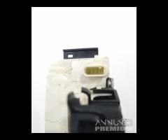 SERRATURA POSTERIORE DESTRA MERCEDES GLA Serie A20 - 12