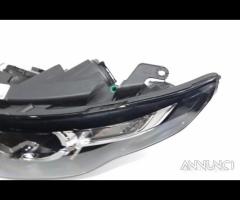 FARO ANTERIORE SINISTRO LAND ROVER Discovery Sport - 7