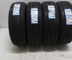 4  gomme nuove 215 60 16 toyo