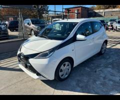 Toyota Aygo 1.0 VVT-i 69 CV 5 porte x-wave MMT