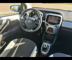 Toyota Aygo 1.0 VVT-i 69 CV 5 porte x-wave MMT - 9