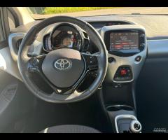 Toyota Aygo 1.0 VVT-i 69 CV 5 porte x-wave MMT - 14