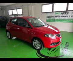 Lancia Ypsilon 1.0 FireFly 5 porte S&S Hybrid Silv - 16
