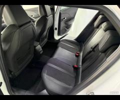 Peugeot 2008 PureTech 130 S&S EAT8 GT Line - 27