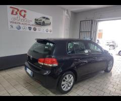Volkswagen Golf 1.6 TDI Unico prop 2011 - 14
