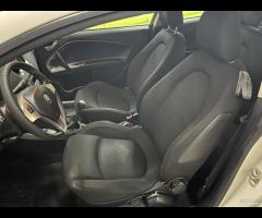 Alfa Romeo MiTo 1.4 M.air S&S Distinctive 2012 - 12