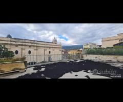 Intero stabile a Fiumefreddo di Sicilia - 9