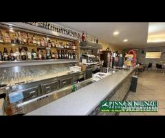 Zeddiani - locale Bar Pizzeria  PREZZO RIBASSATO - 25