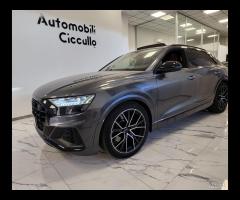 AUDI Q8 SQ8 TDI quattro tiptronic