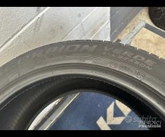 2 gomme 275/45 R21. Pirelli 4 Stagioni al 80%