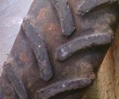 1 pneumatico usato industriali 12,5 20 michelin