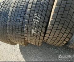 4 gomme usate 295 80 22.5 continental