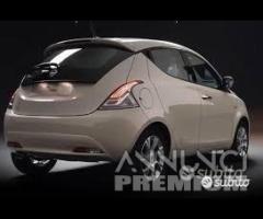 Lancia y 2018 per ricambi