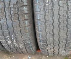 Coppia di pneumatici usati 265 70 15 bridgestone