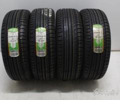 215 65 15 nokian nuove