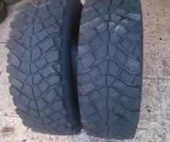 2 pneumatici usati ricoperti 265 75 15 radial