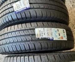 4 gomme nuove205 70 15c michelin