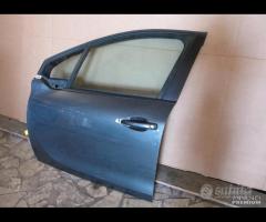 PEUGEOT 208 PORTA SPORTELLO PORTIERA ANT SX 2015