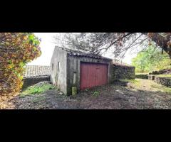 Casale panoramico con terreno a Montargano