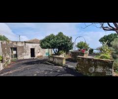 Casale panoramico con terreno a Montargano - 13