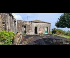 Casale panoramico con terreno a Montargano - 15