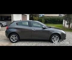 Alfa Romeno Giulietta 1.6 Turbo Diesel GARANZIA 12 - 7