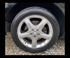 Mercedes R 320 CDI - 22