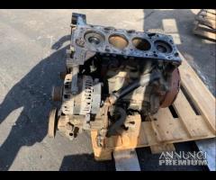 Pompa iniettori testata boxer sigla 4h03/ 4hu - 7