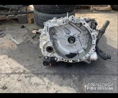 Cambio automatico 1.6 d pegeout 3008 2018 - 6