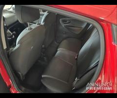 Lancia Ypsilon 1.2 69 CV 5 porte Silver - 9