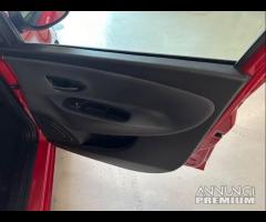 Lancia Ypsilon 1.2 69 CV 5 porte Silver - 16