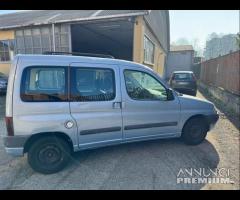 Citroen Berlingo 2.0 HDi 4p. Multispace - 8