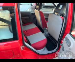 Fiat Panda 1.3 MJT 16V 4x4 - 12