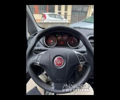 Fiat Punto Evo Punto Evo 1.3 Mjt 90 CV 5 porte Dyn - 15