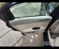 Alfa Romeo 159 1.9 JTDm 16V Distinctive - 11