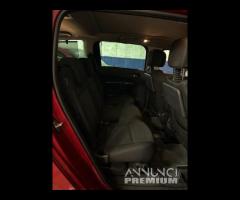 Peugeot 5008 1.6 HDi 110CV Féline - 8