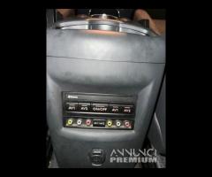 Peugeot 5008 1.6 HDi 110CV Féline - 11