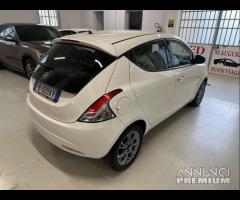Lancia Ypsilon 1.2 69 CV 5 porte Gold - 6