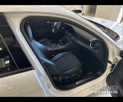 Alfa Romeo Giulia 2.2 Turbodiesel 180 CV AT8 Super - 14