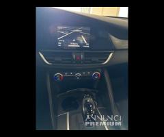 Alfa Romeo Giulia 2.2 Turbodiesel 180 CV AT8 Super - 17