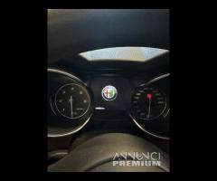 Alfa Romeo Stelvio 2.2 Turbodiesel 190 CV AT8 RWD - 16